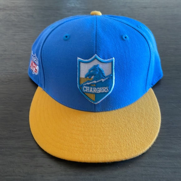 Chargers NFL Reebok 'vintage' fitted hat, size 8 - Picture 6 of 6